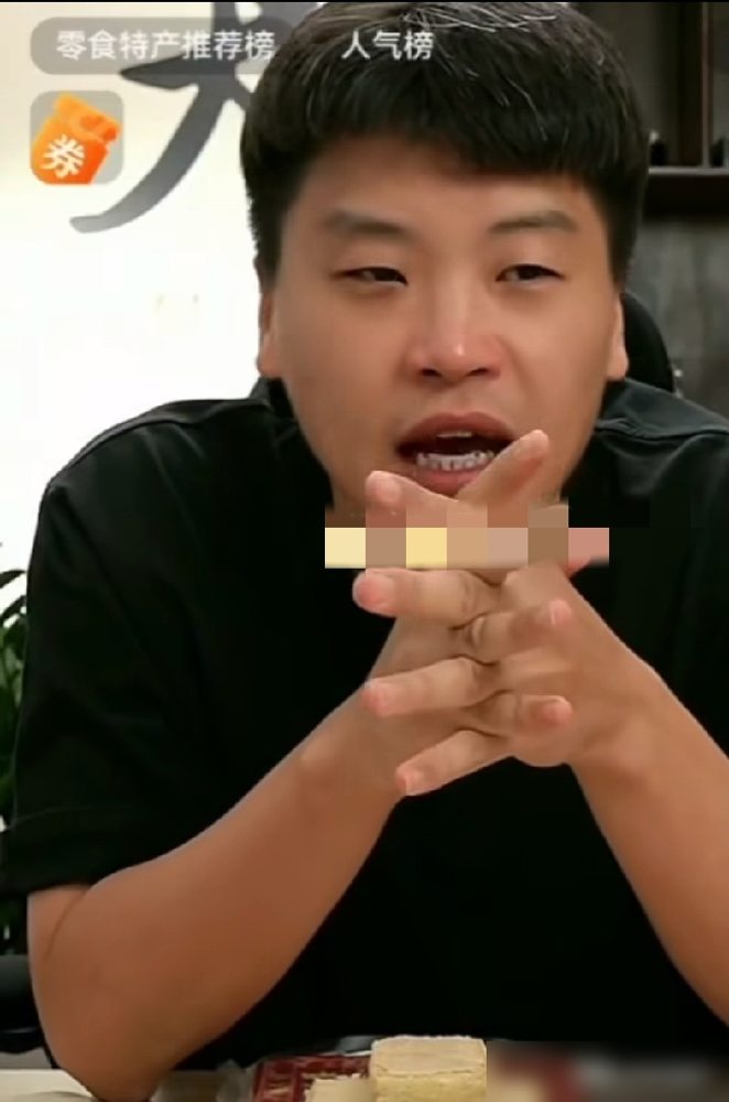 樊振东又输了，郝帅一句话捅破窗户纸，太真实了。
德国杯，樊振东2-3输给户上隼辅。郝帅直播时一点没绕弯子：长期在国外跑商业活动，缺系统训练，状态能不掉吗？对手个个憋着劲研究他、拼他，谁打他都像打决赛。
更扎心的是那句，恢复太难了，只有回国乒体系才能保住顶尖水平。
但郝帅也说了，别反应过度，输赢