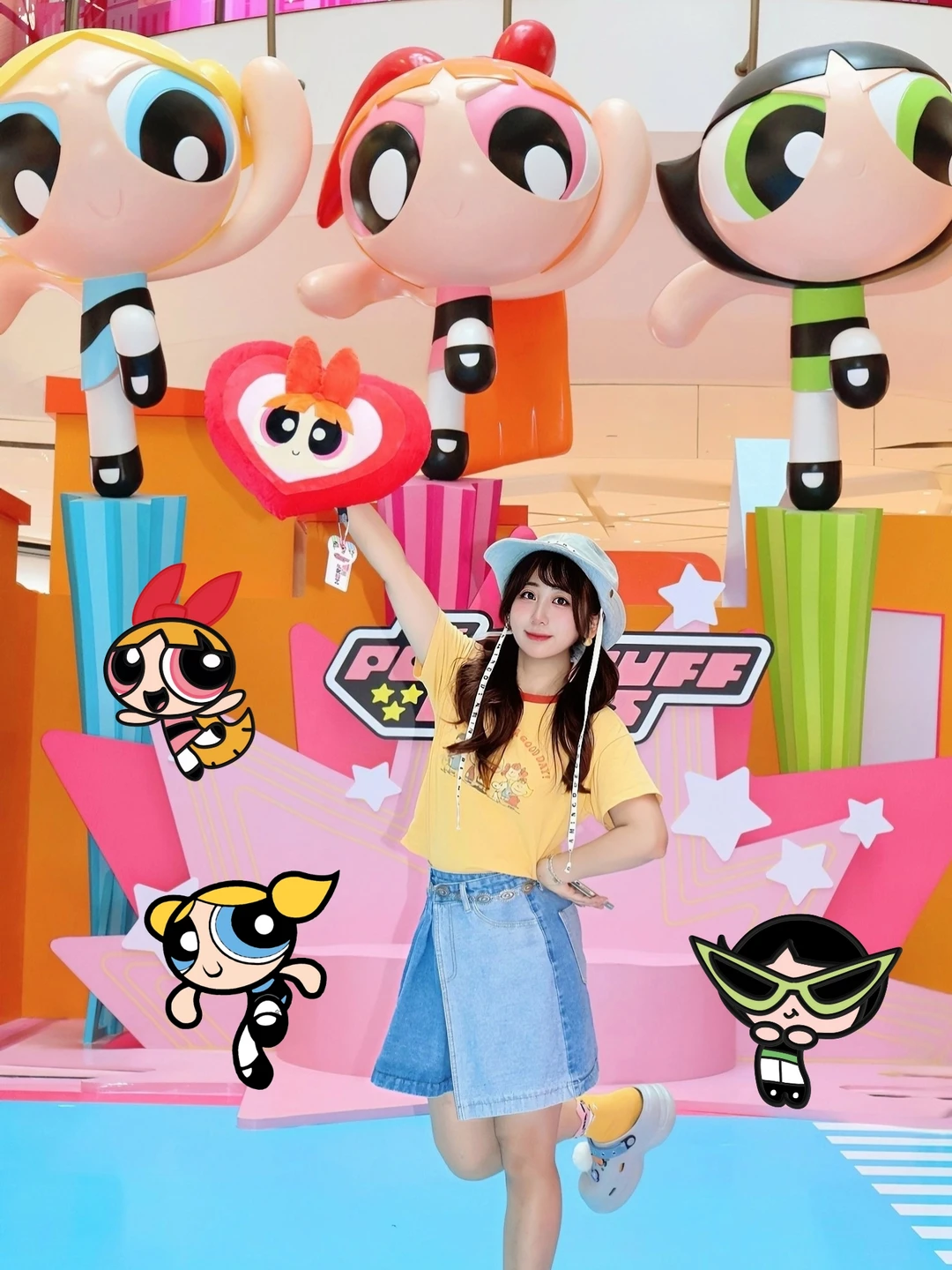 尖叫❗️居然抬头就能看到飞天小女警！