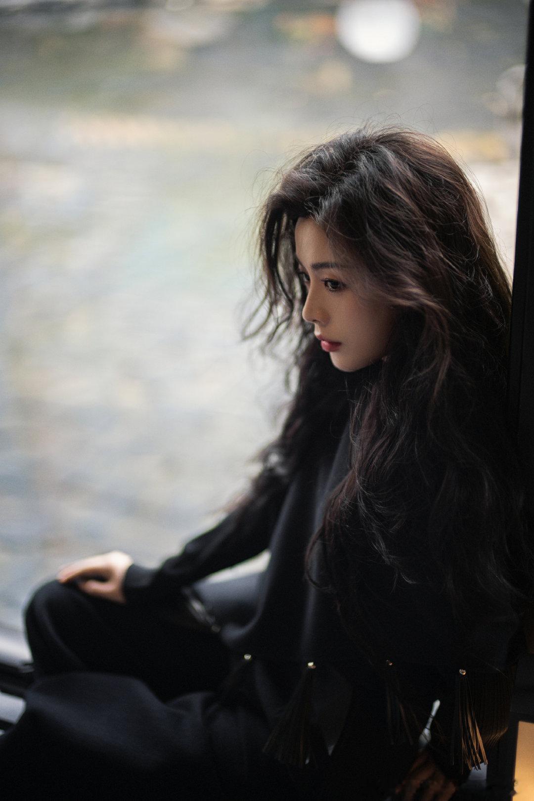 #陈丽君我的大观园今日亮相澳门#

我有点花心，喜欢每一个你你怎么长成这样？符合我全部想象！夜色如此浪漫，仍不及你令人着迷🍓哥哥一步就跨进了遥远的我的人生

​
