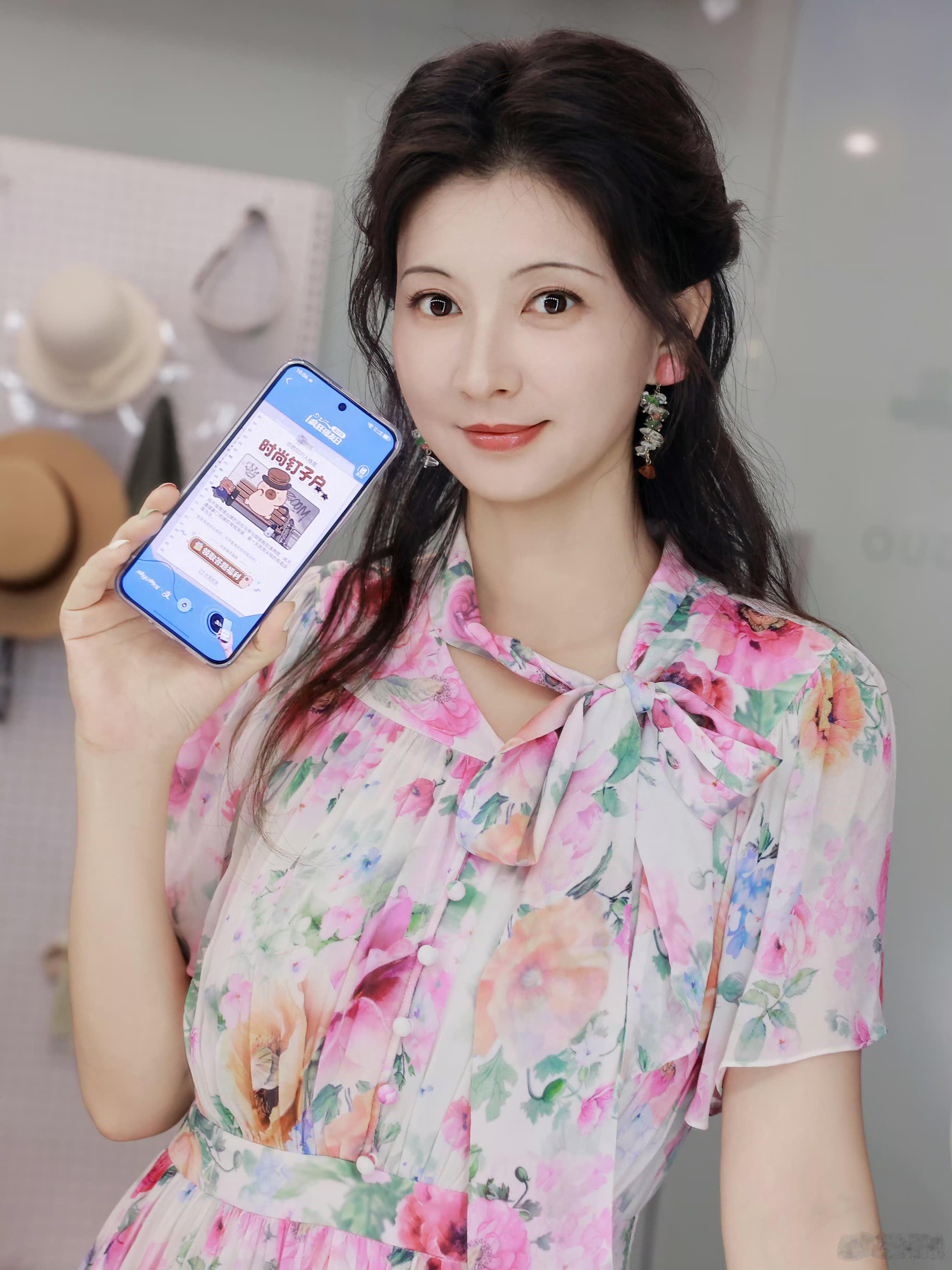 碰一下答题活动开启后，网友在评论区喊话让眉姐姐来答时尚测试题，没想到...