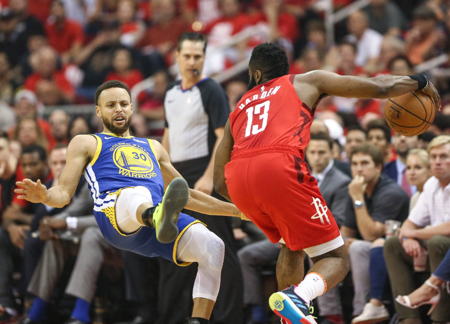 James Harden &  Stephen Curry

#哈登##库里##nba# ​