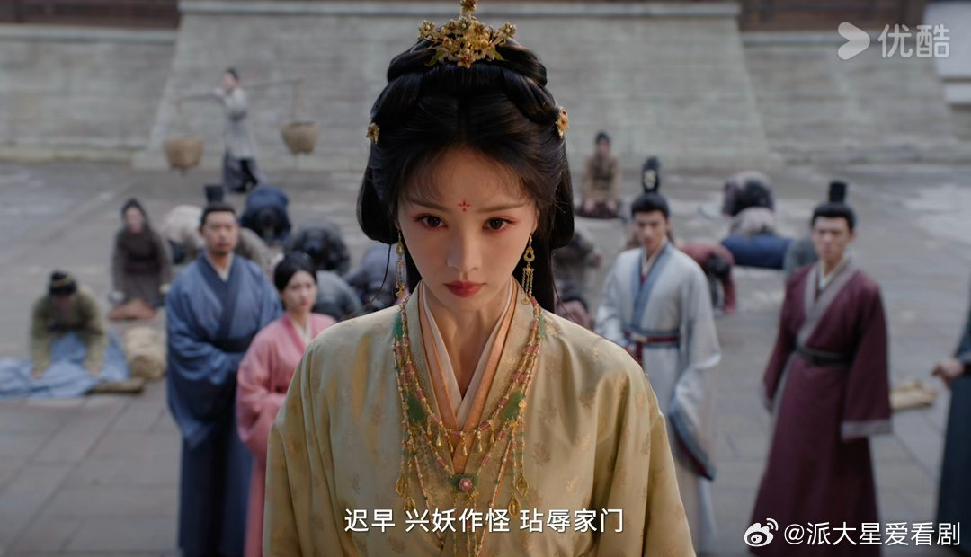 #嫁金钗女主女二都是田曦薇##嫁金钗#嫁金钗这个设定太新颖了啊！完全拿捏住我了啊！而且田曦薇演技也很强！一人分饰两角 ​