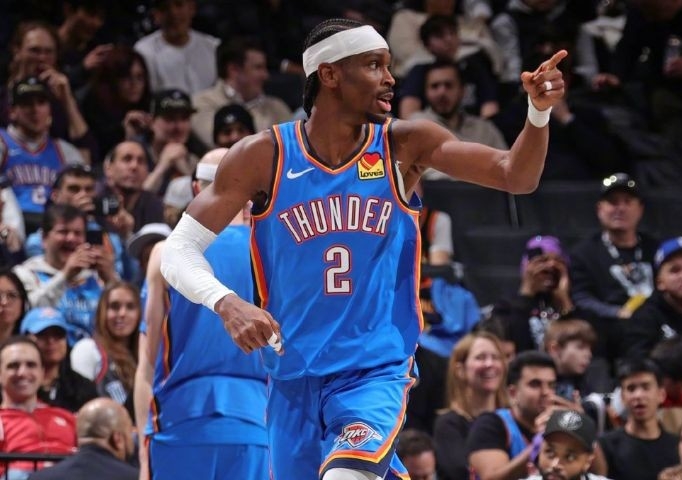 横扫！雷霆4-0太阳，率先杀进半决赛！亚历山大封神！