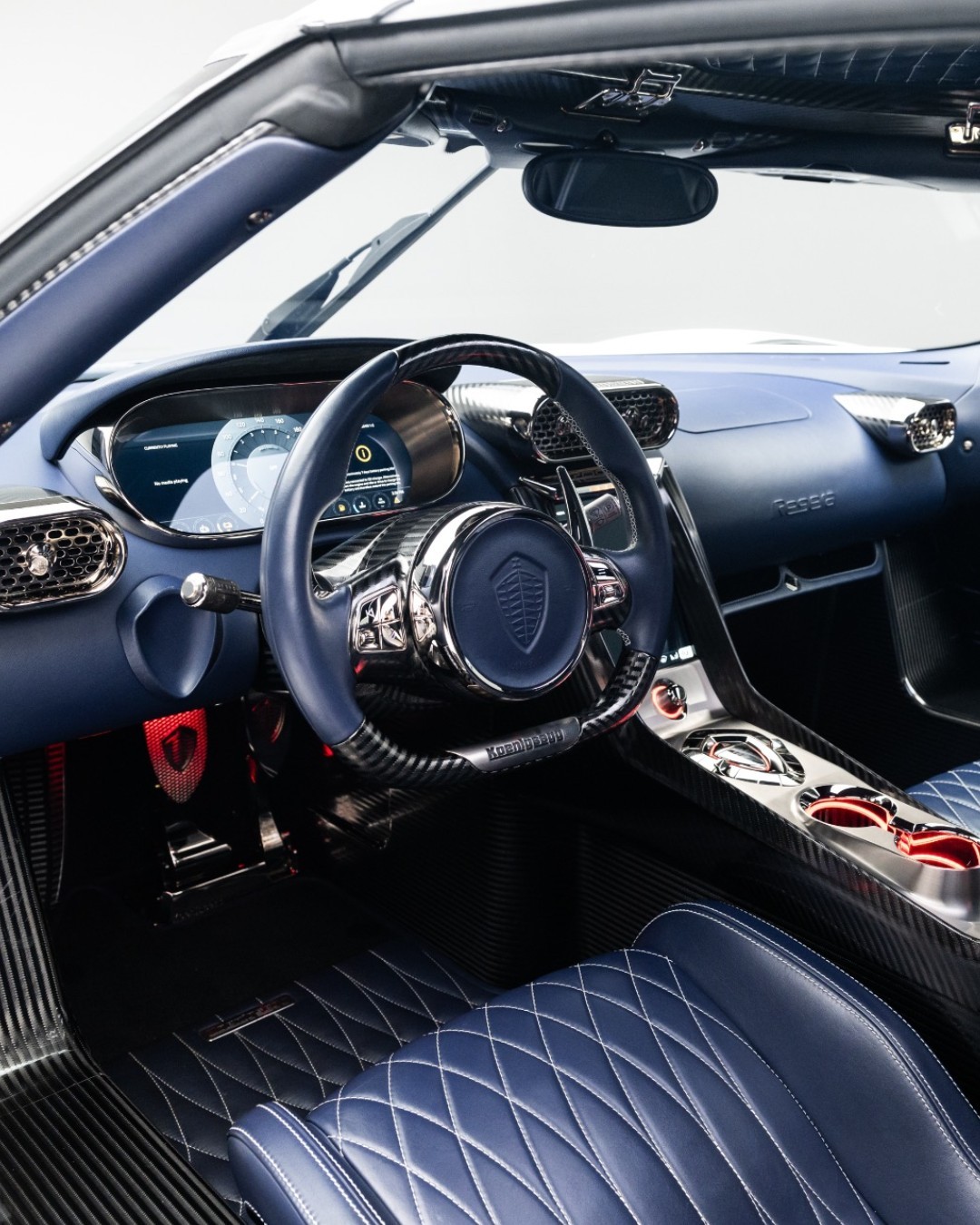 2021款柯尼塞格Regera，这台车是全球仅量产80台中的一台，选装...