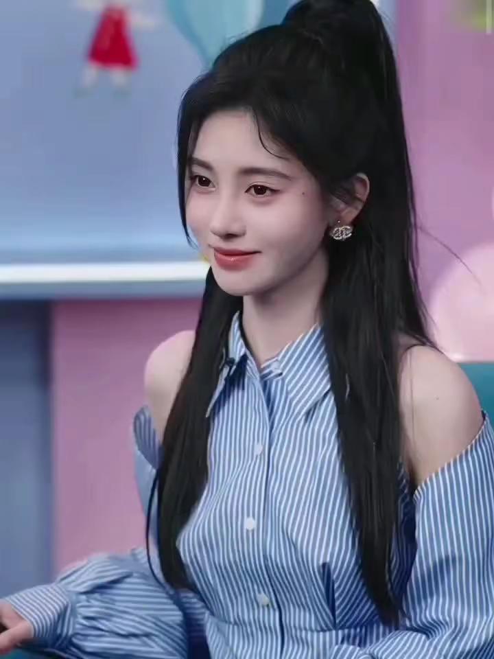 鞠婧祎