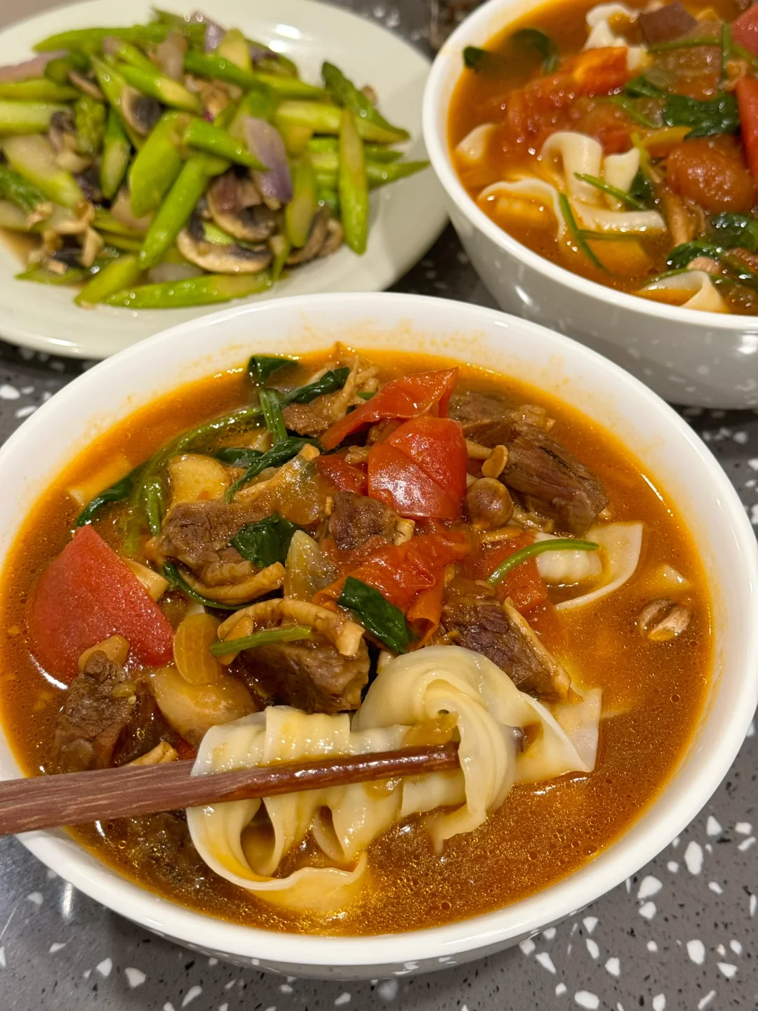 秋冬季太适合红烧牛肉面了附教程