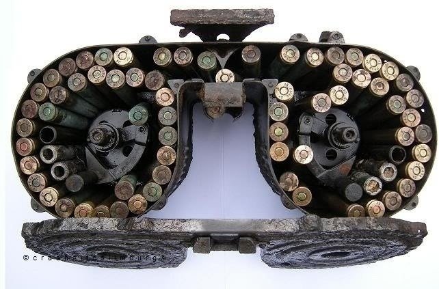 #军事图鉴[超话]# 德国MG34/42机枪弹鼓 ​