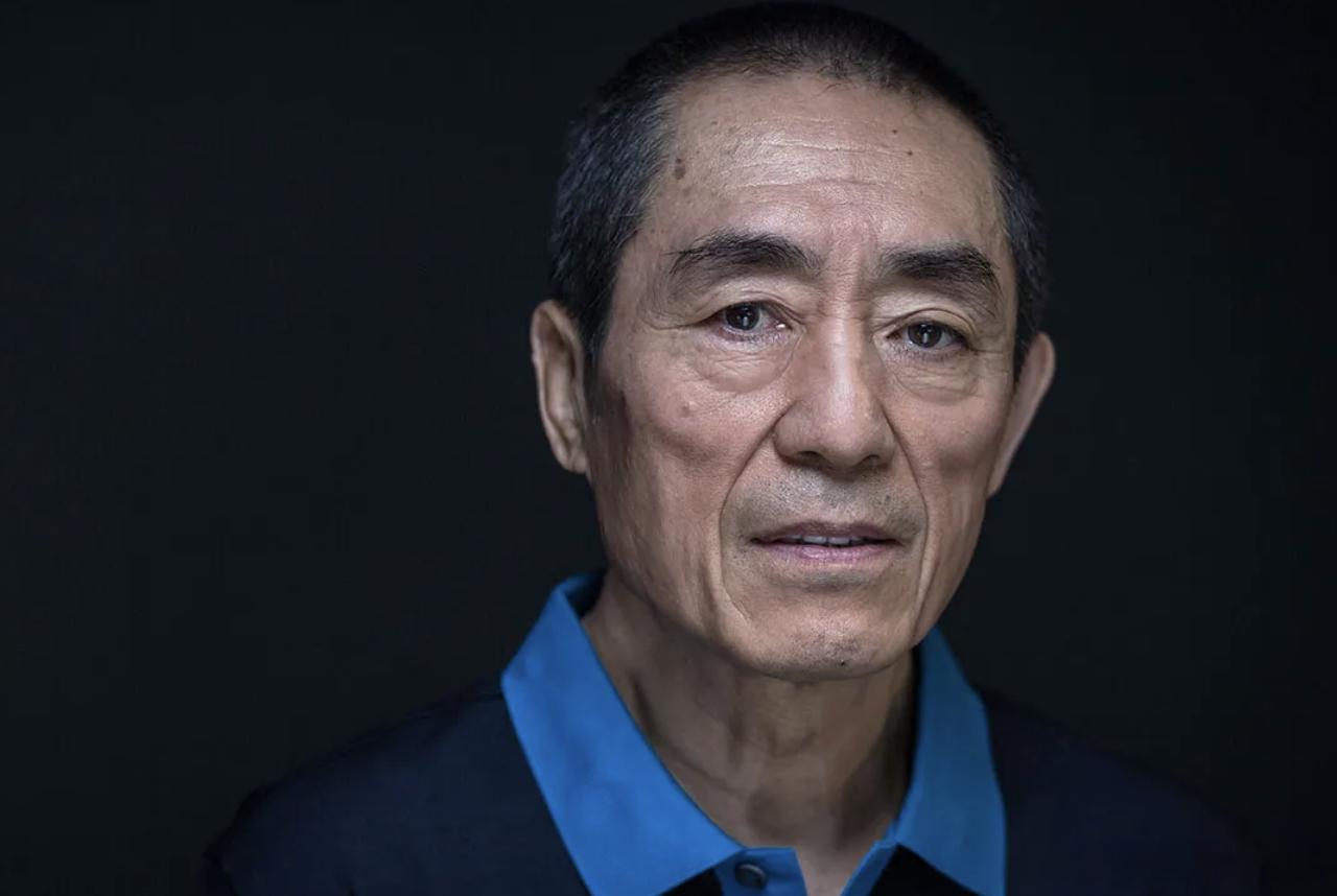 张艺谋将担任今年釜山国际电影节主竞赛单元评委会主席，领衔由来自亚洲各地的知名导演、演员和制片人组成的七人评审团。
与张艺谋一同加入评审团的还有中国导演毕赣、韩国女演员崔嬉序、日本导演石川庆、韩国导演郑朱莉、越南制片人陈氏碧玉以及哈萨克斯坦演员萨玛尔·叶斯利亚莫娃。他们将共同评选入围 ​