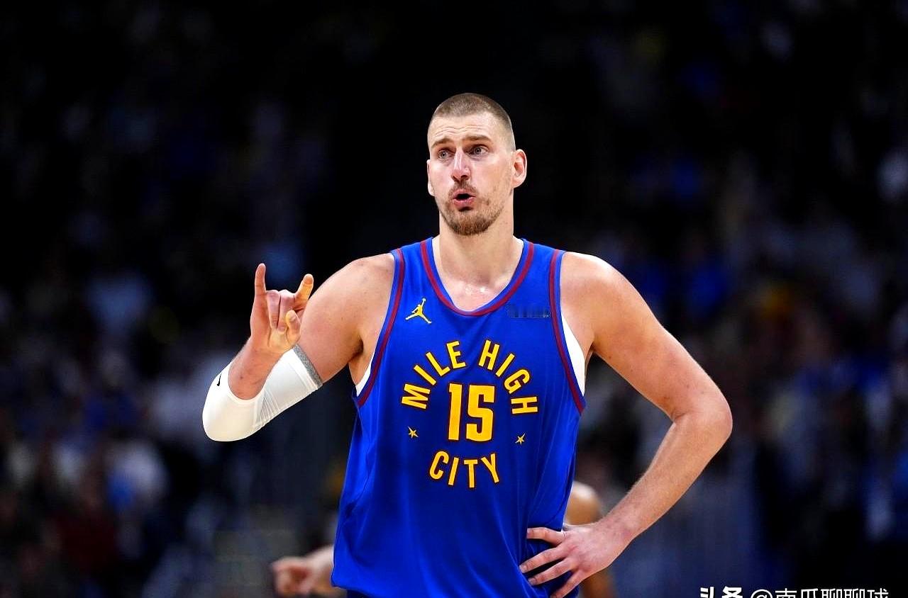 掘金队抢到38个篮板，但正负值看得我脑壳疼！    约基奇24分15板...