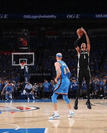 虎扑05月20日讯 昨日NBA季后赛西部决赛马刺（1）历经两个加时12...