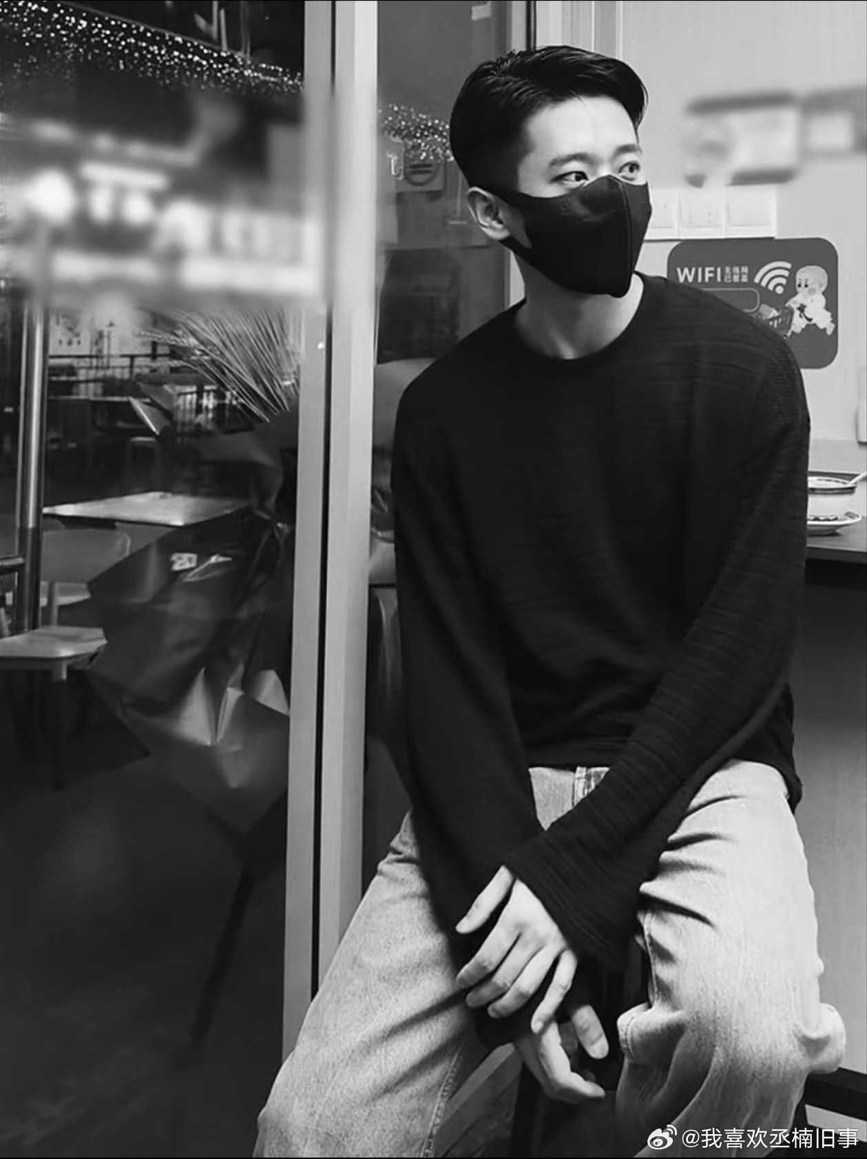 #丞磊[超话]# 内娱人夫味特重一男的 
磊子哥当之无愧[太开心] ​