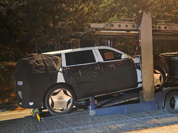 捷尼赛思GV90 搭载24英寸超大轮胎！
