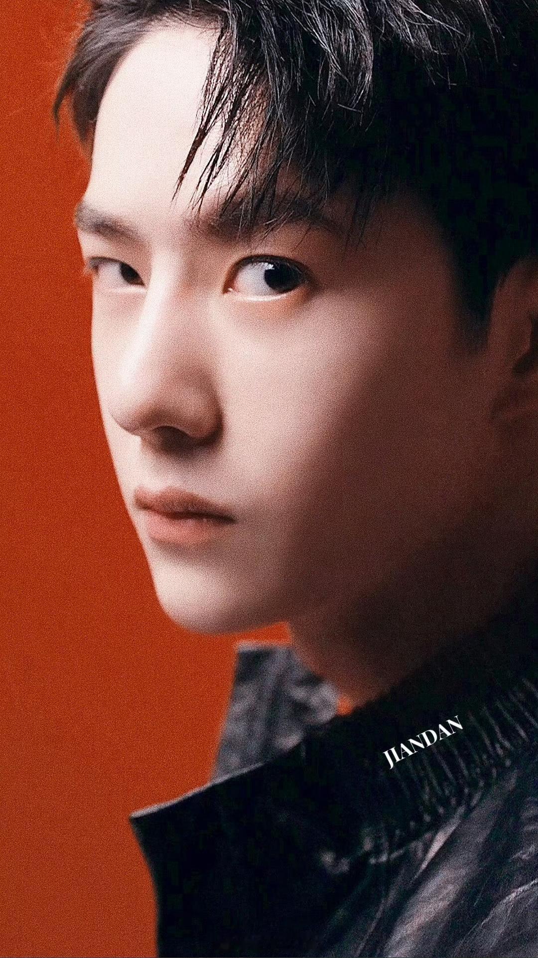 [超话]   王一博 你来到这个世界，我的思念终有所托 ​​​