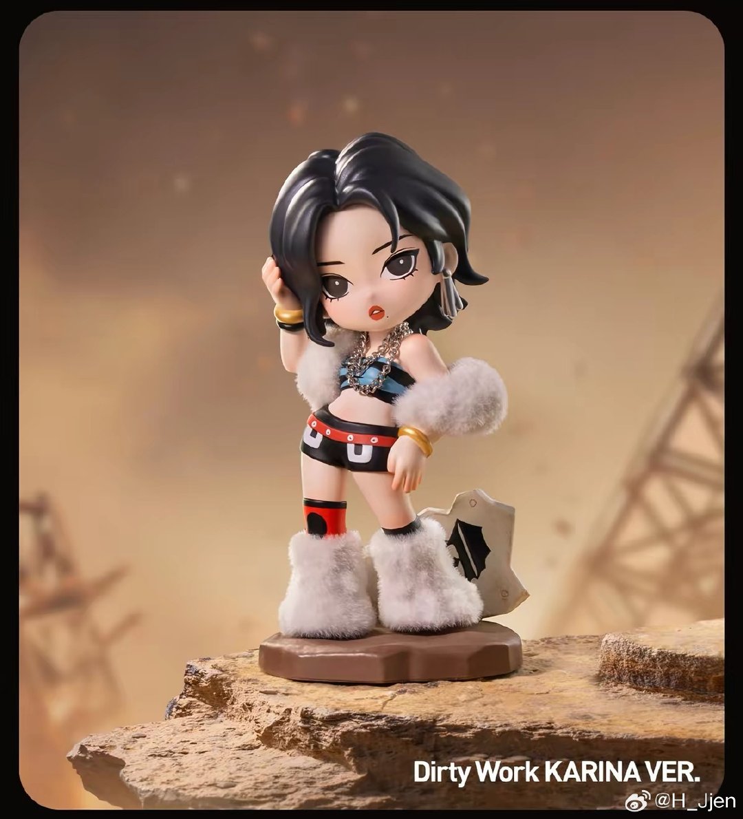 #泡泡玛特[超话]#  Dirty Work KARINA VER.手办 盒卡齐全 仅拆盒未拆袋 不包官瑕 不换款 走🐟 ​