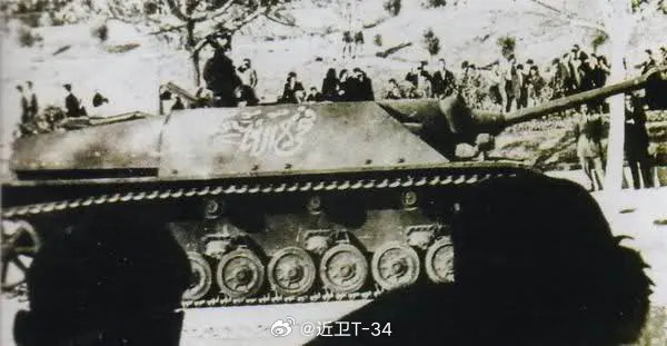 叙利亚军队的四号歼击车，二战后断断续续从欧洲买的剩余物资。#烽火问鼎计划# ​