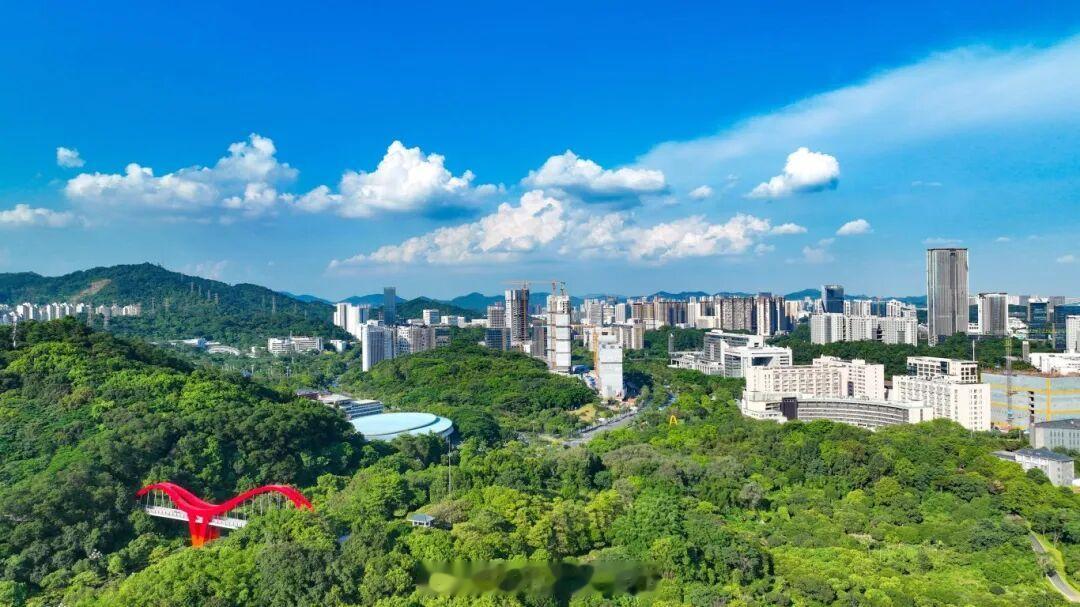 【广州“工业一哥”乘AI东风，拿下一张“王牌”】 近一个月内，黄埔接连...