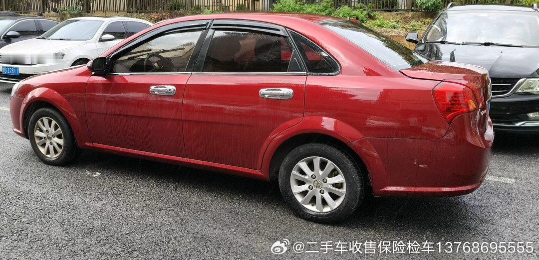 2013年6月别克凯越1.6手动挡，发动机变速箱无拆无修，滴油不漏，保险检车到期，钓鱼练手神器。喜欢的私信，价格不贵，废铁价高点…… ​