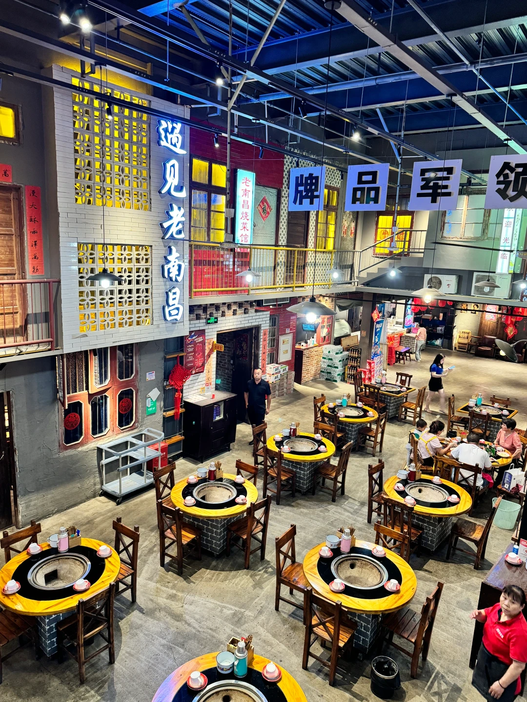 梦时代附近！不靠营销靠口碑的店
