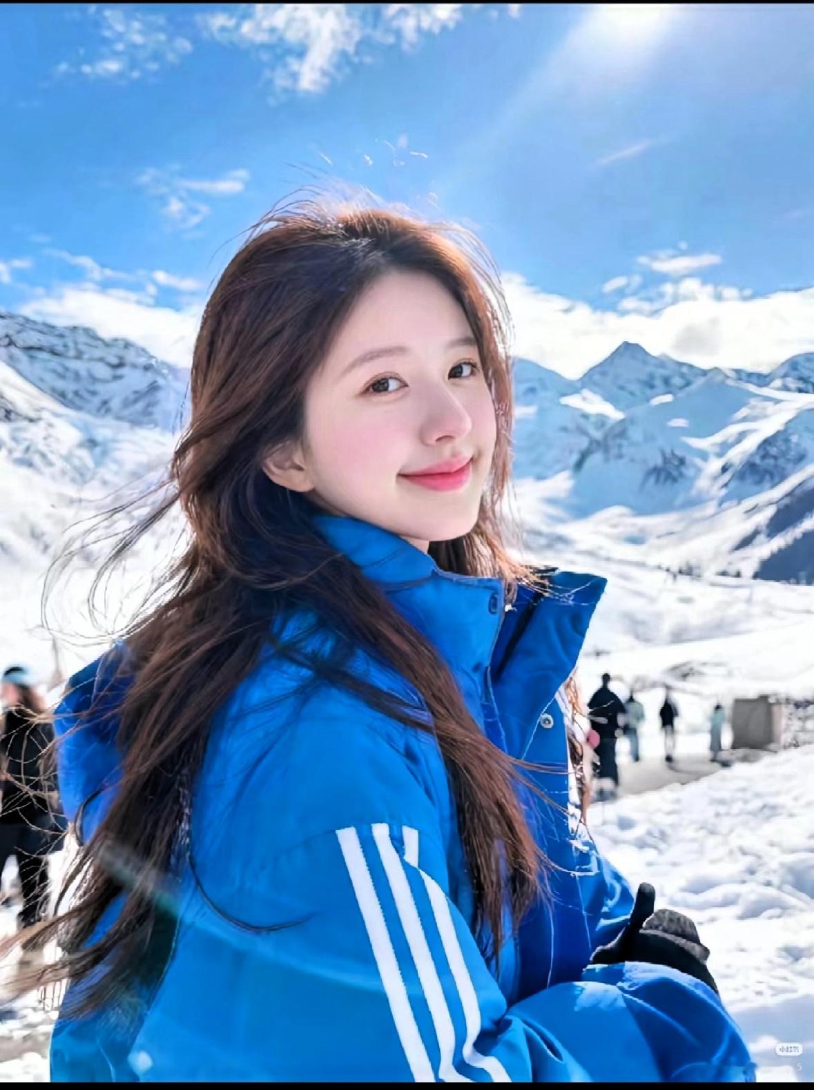 谁懂啊！ 表妹偶遇赵露思， 真人颜值直接杀疯了！  我表妹亲口说的， ...