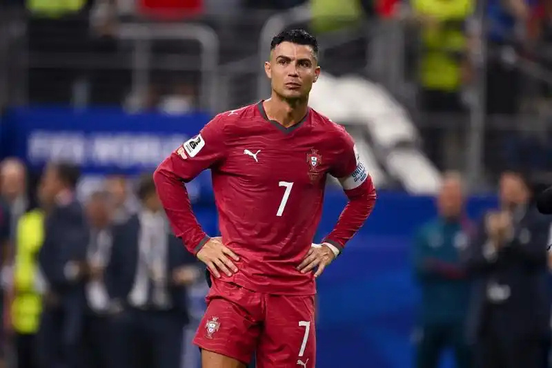 据美国娱乐与体育电视网（ESPN）8月16日报道，葡萄牙足球巨星克里斯...