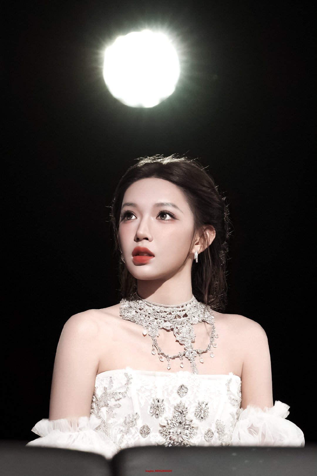 聚光灯下的大明星

#程潇# ​