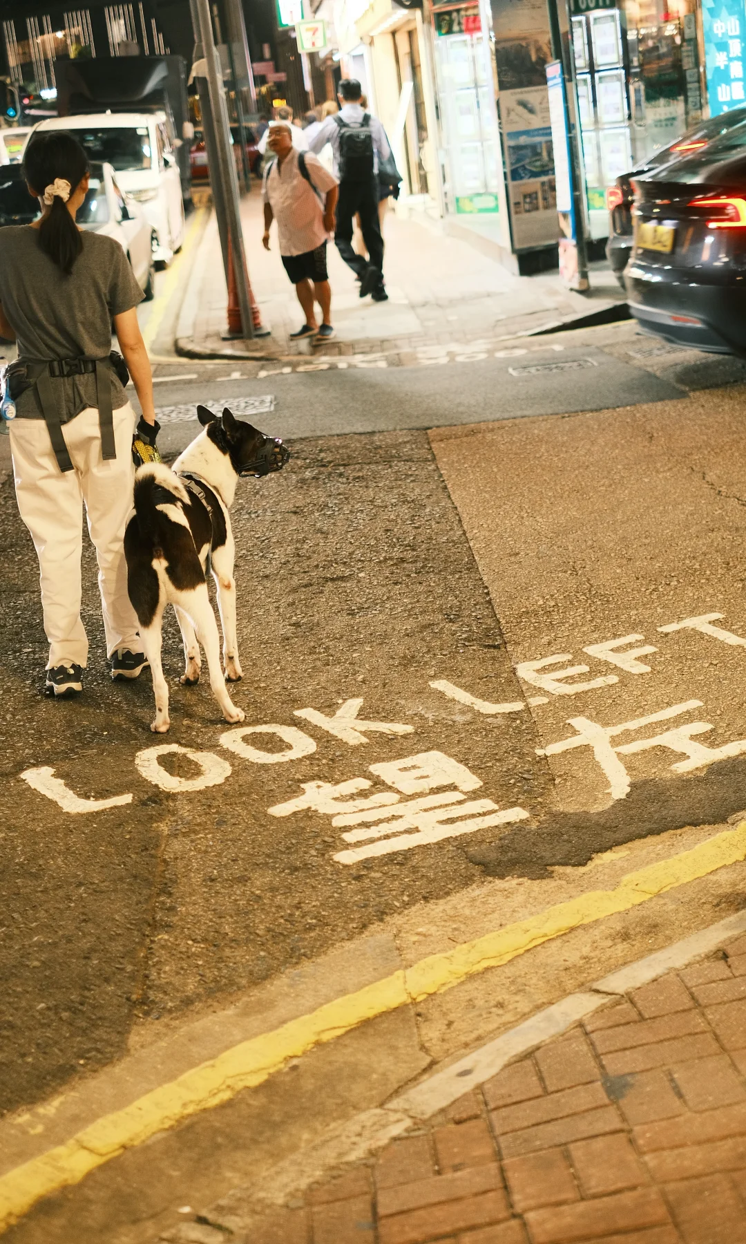 香港｜“望左”👀