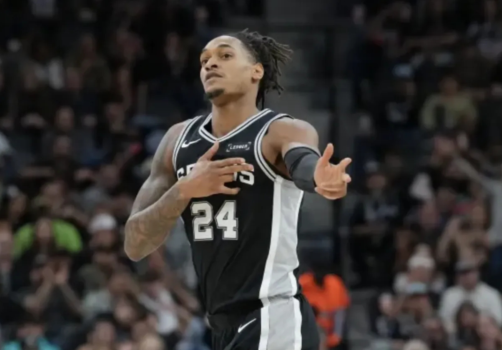 瓦塞尔：我们已迫不及待回主场，圣安东尼奥的球迷将会沸腾  今天NBA季...