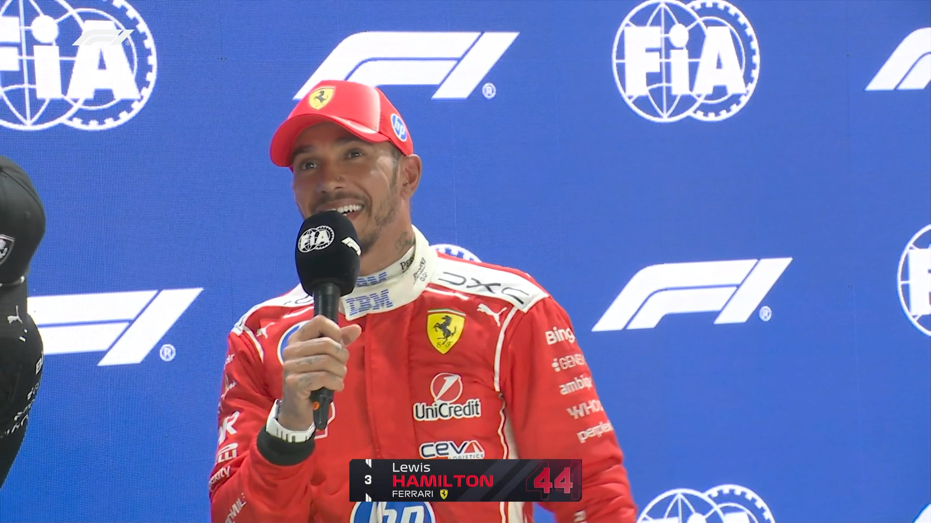 排位赛前三🤩

维斯塔潘
勒克莱尔
汉密尔顿

#F1[超话]##2026F1新加坡大奖赛# ​