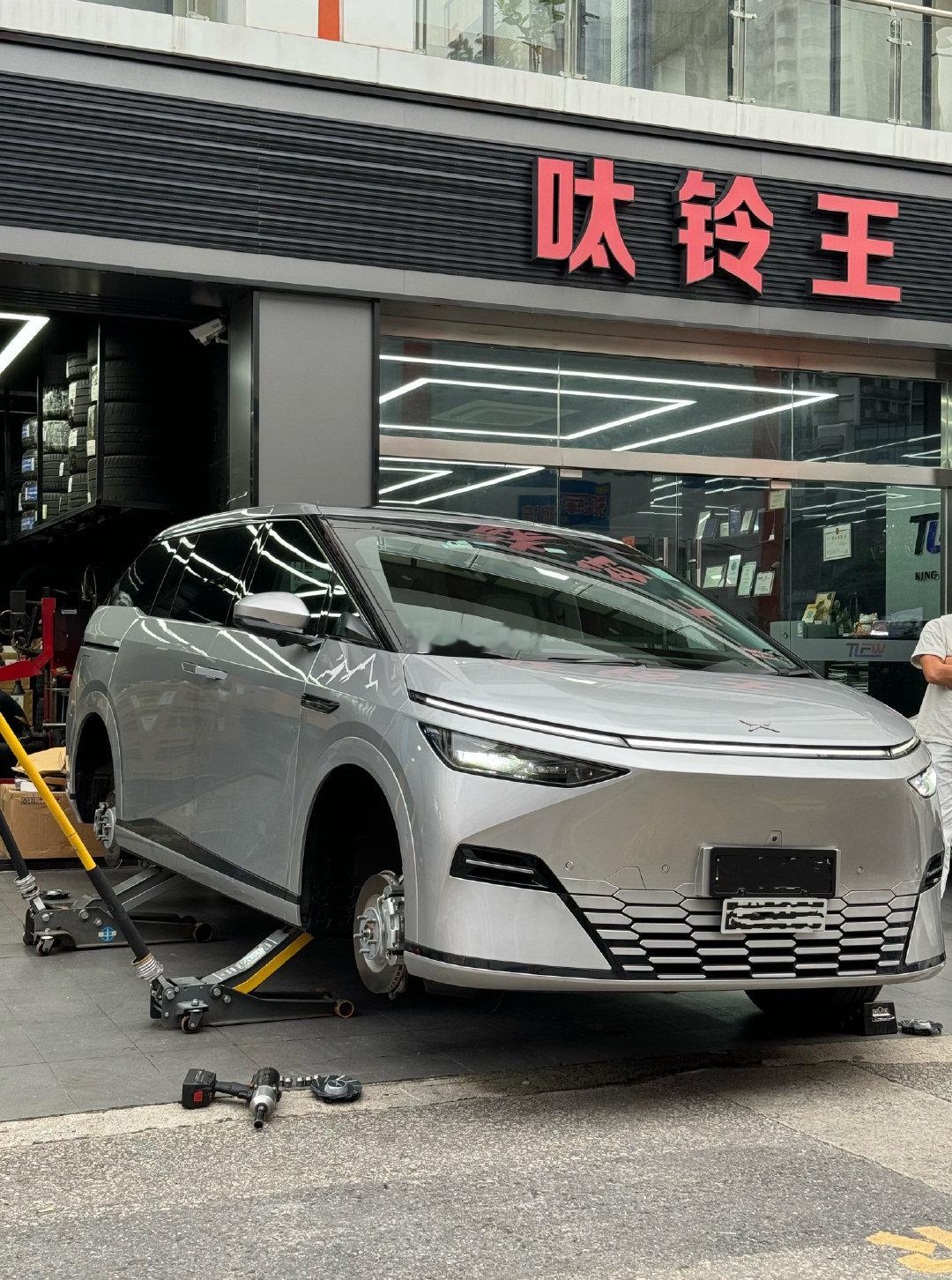 小鹏X9 继续开工！ ​