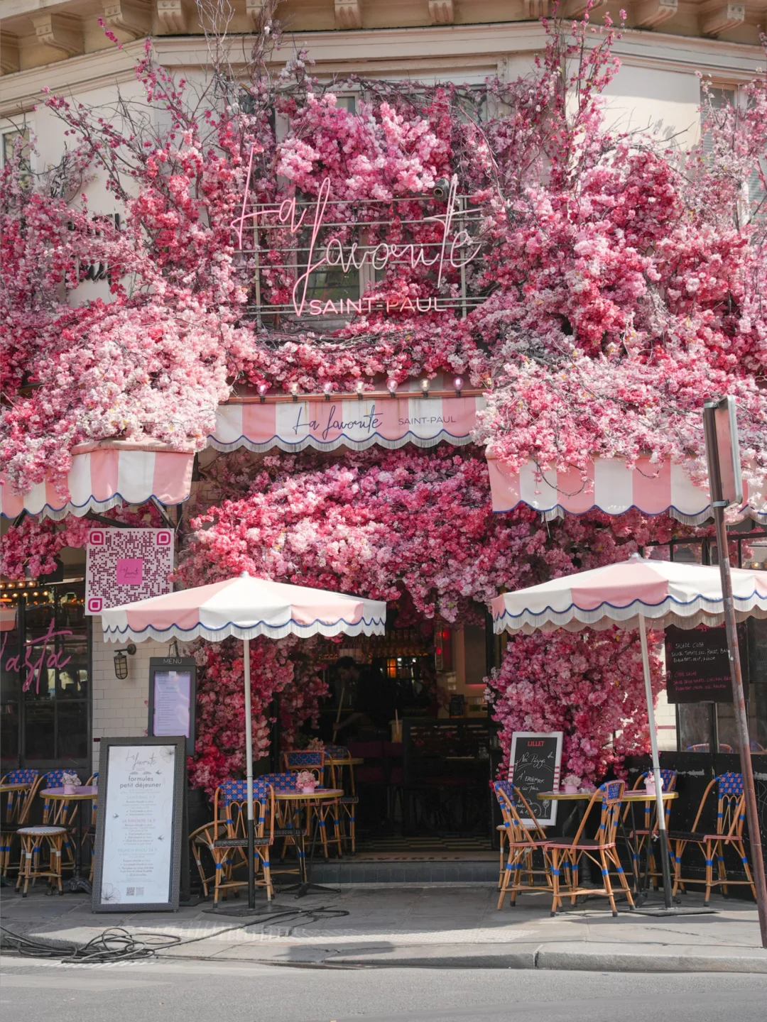 想给巴黎最严厉的父亲看看非素颜的巴黎🤣