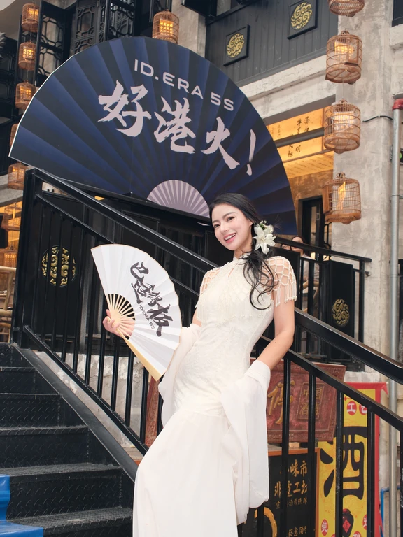 一杯盖碗茶，读懂 42 年国民家轿进化史