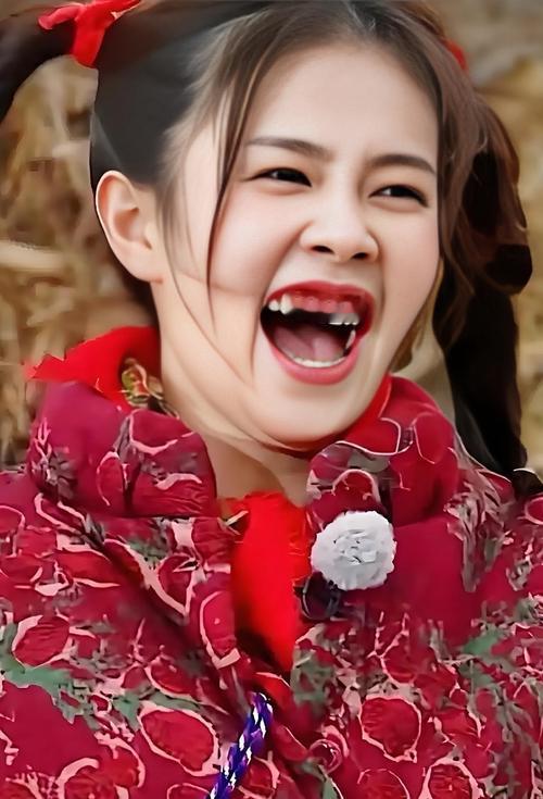 白鹿综艺搞笑名场面盘点，网友们的弹幕都是清一色的“哈哈哈哈白鹿的笑声太...