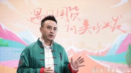 在办公室听到同事聊起湖南卫视的主持人，说汪涵越来越有智慧了，何炅还是那...