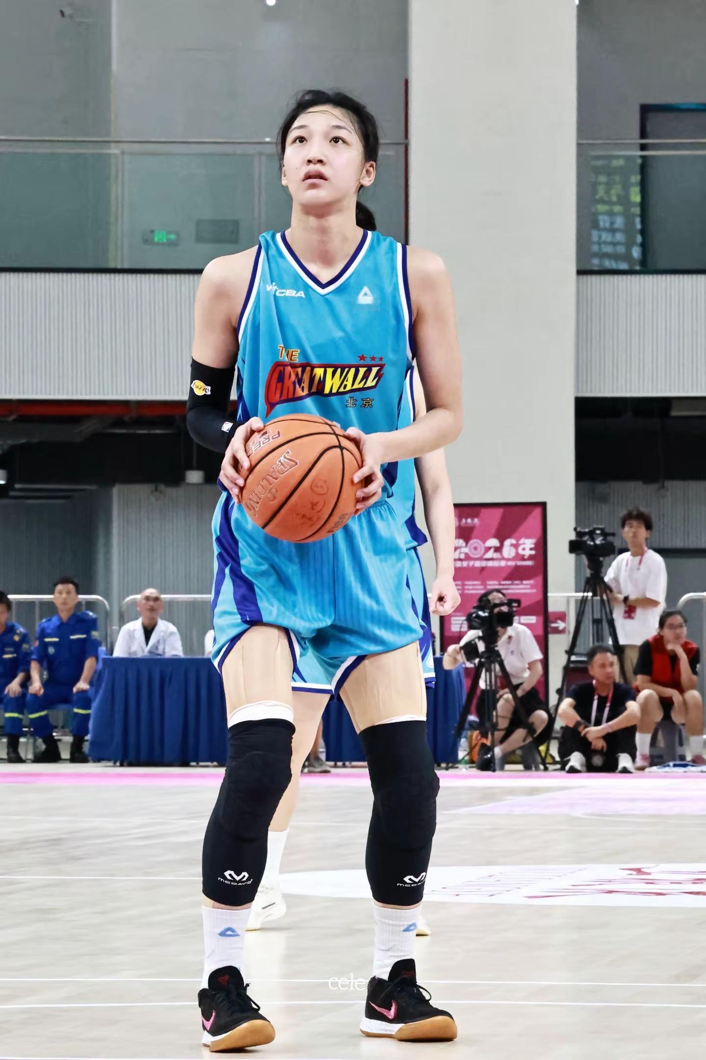 没有不叫姐姐的义务齐钰 北京首钢女篮