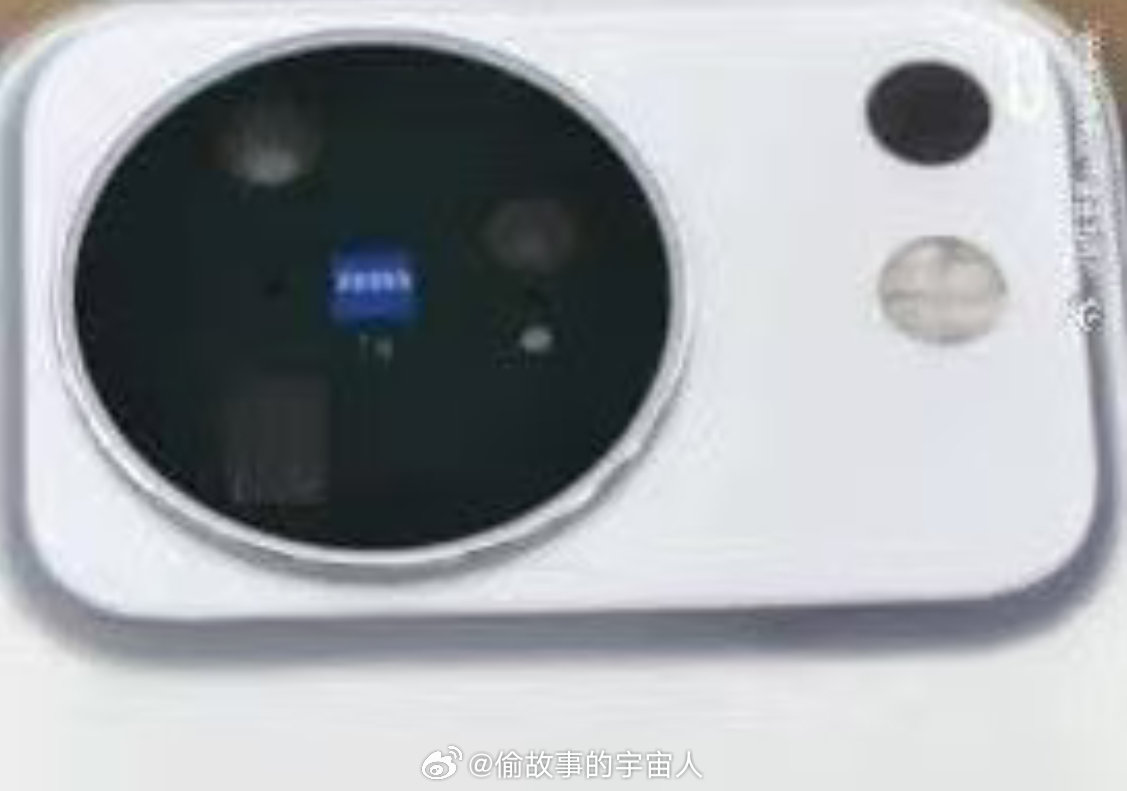 所以，这真是vivo X500真机模组？[捂嘴哭] ​
