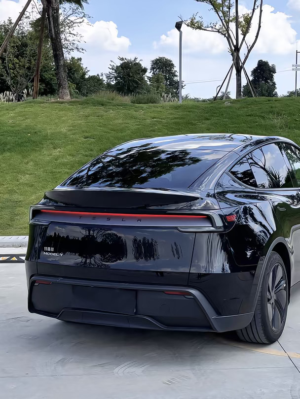 9月购车有现金激励❓️Model Y：22.65w起
