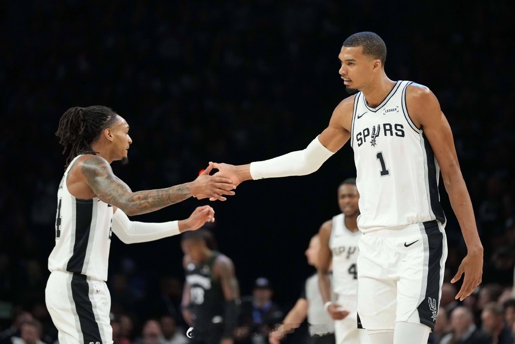 NBA果然是年轻人天下，核心全是新秀，马刺打雷霆季后赛会如何？  NB...