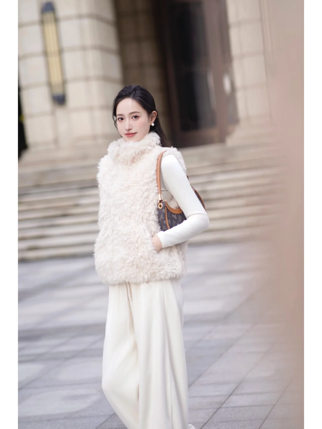 冬日all white显得好乖巧～