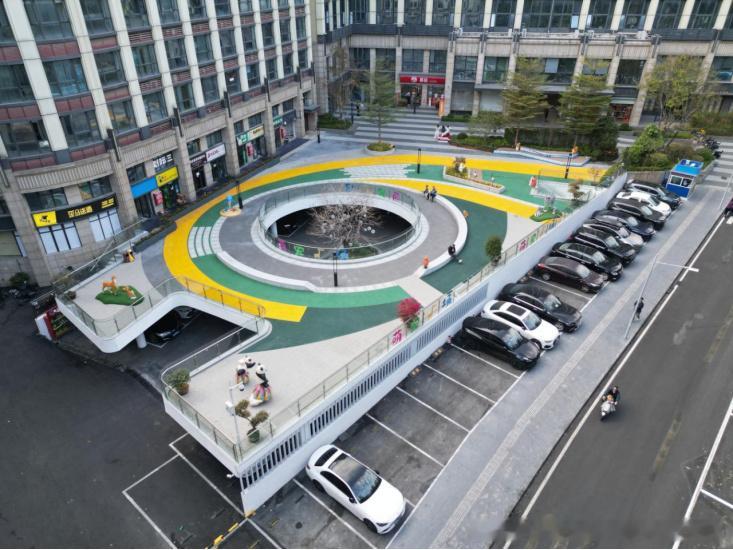 【广州人民设计师在家门口“点亮”了一个个“小惊喜”】网页链接 在广州市...