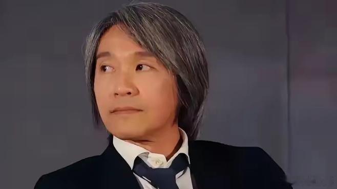 《主持人问冯小刚：“在娱乐圈里面，你最看不惯谁？”冯小刚脱口答道：“周星驰。”主持人十分好奇：“为什么》全球追踪在百度发表了新动态 ​