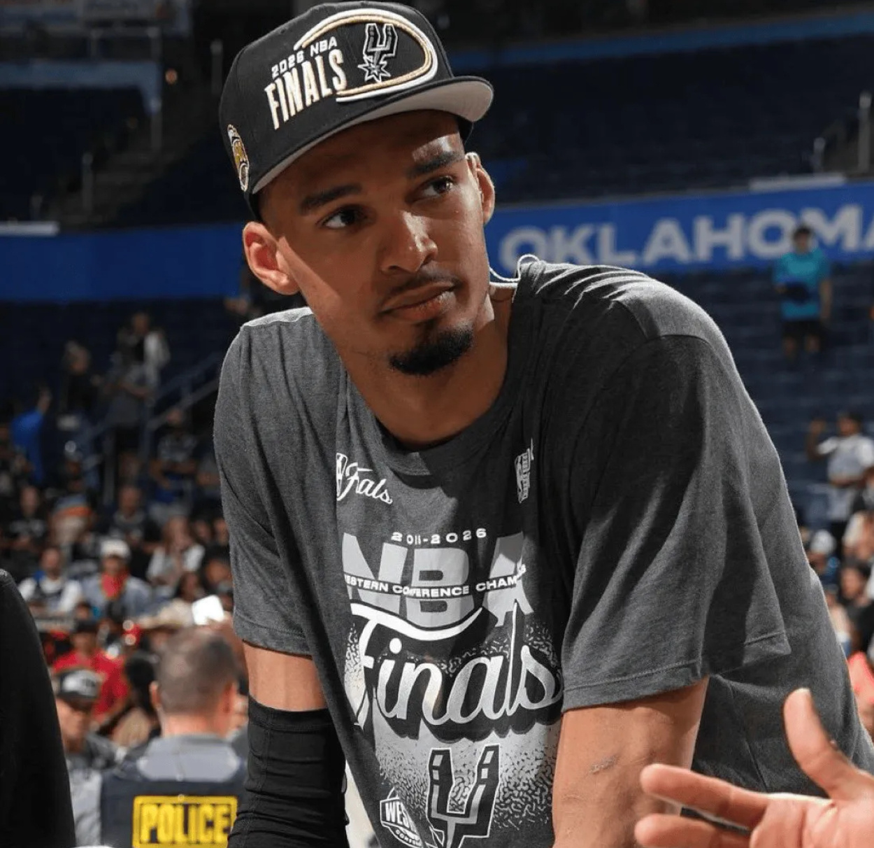 托尼-帕克：文班就是当今NBA第一人，而且甩开其他人一大截  NBA总...