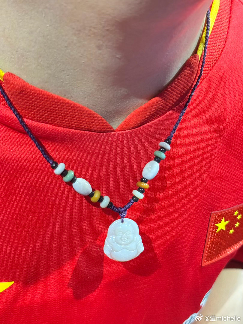 因为足够热爱，所以值得珍藏[心]
首位永久馆藏的现役运动员-孙颖莎[么么哒]  ​