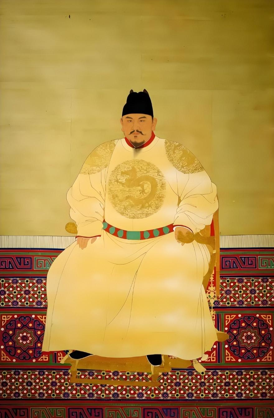 朱棣拼命修改史书，反而越改越可疑，后世都怀疑他并非马皇后亲生
 
楔子
 
提到明成祖朱棣，世人最先想到靖难之役，他以藩王起兵，硬生生夺下侄子建文帝的江山。
 
登基之后，朱棣做了一件让后世史学界争论数百年的大事：大规模修改、重修史书，反复强调自己是马皇后的嫡子。可恰恰是这番强行修饰，留下无数漏洞，