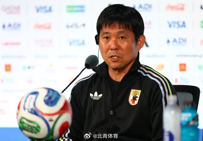 🎙️日本将在1/16决赛对阵巴西，日本队主教练森保一赛前发布会表示...