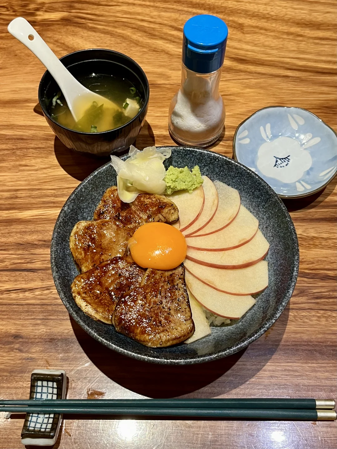 分享广州吃到苹果鹅肝饭