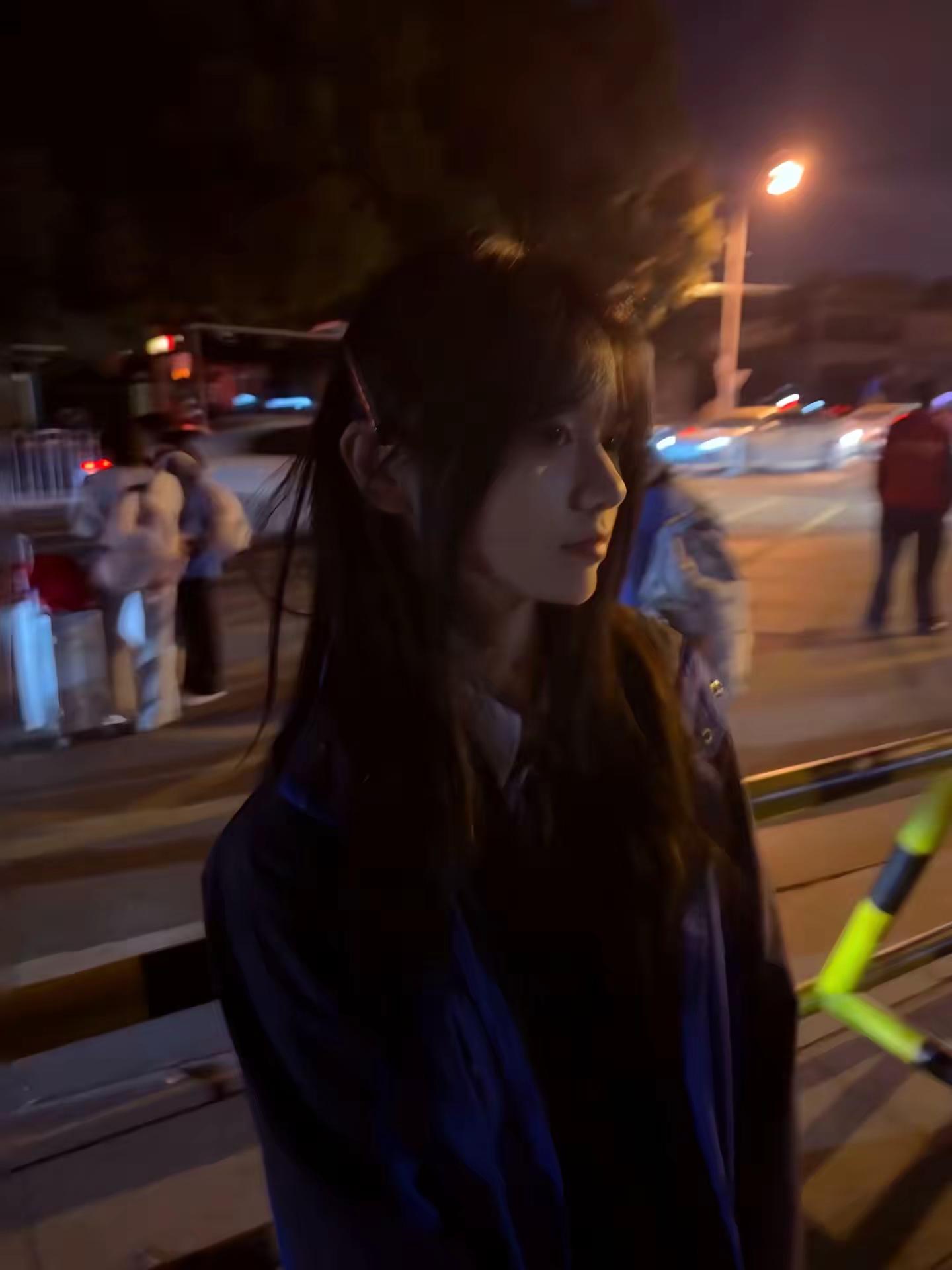 <p>学姐 <!--{img:0}--><!--{img:1}--><...