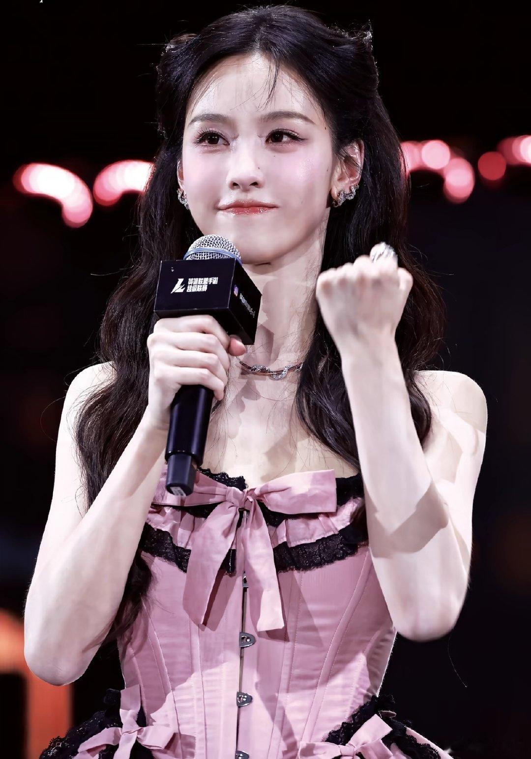 #陈都灵[超话]#嘟嘟小🐱 ​