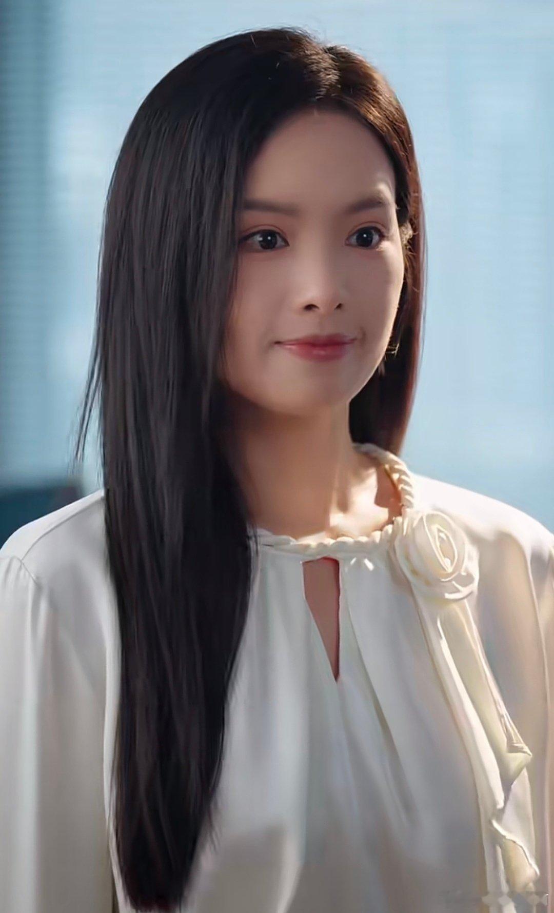 #熊玉婷[超话]# xyt#不好了陆少,你的闪婚妻子又跑路了##熊玉婷不好了陆少,你的闪婚妻子跑路了##熊玉婷慕南嫣##熊玉婷# 
新剧来了～熊熊真的好可爱[憧憬]
图片来源：谢谢[么么哒]
​
