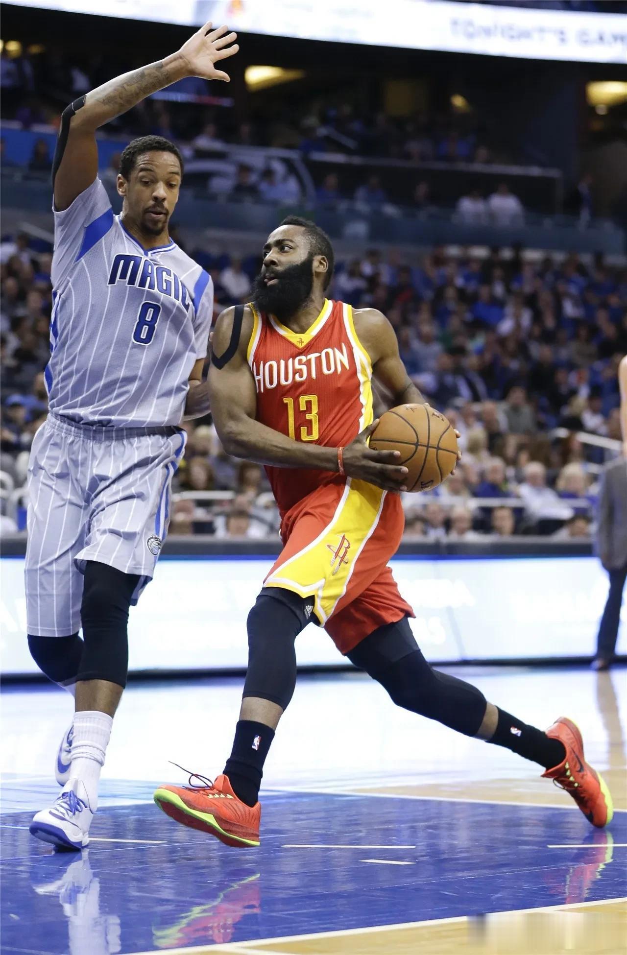 哈登是欧洲步后撤步的教父加内特在节目中谈到了哈登加内特表示如果你