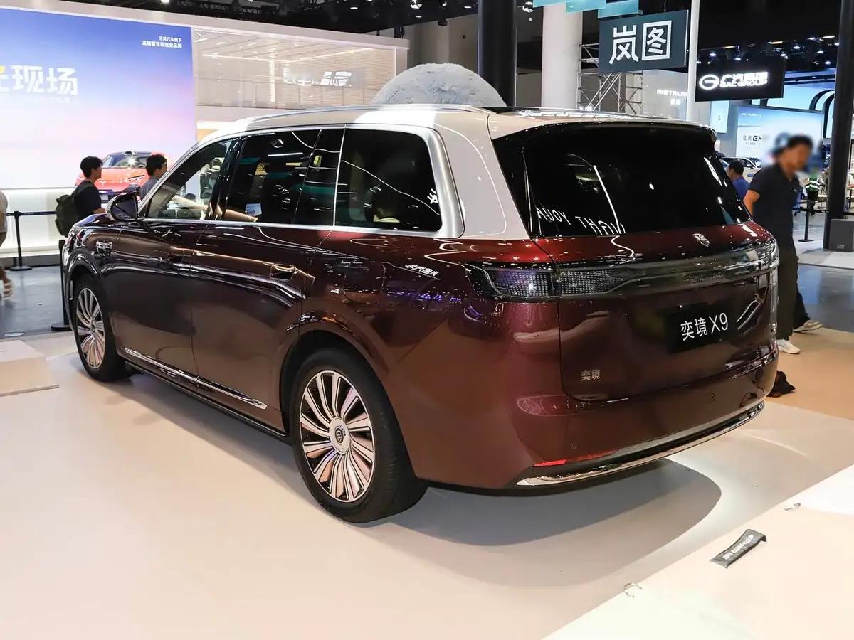5，这车把“家庭旗舰”四个字玩透了。
